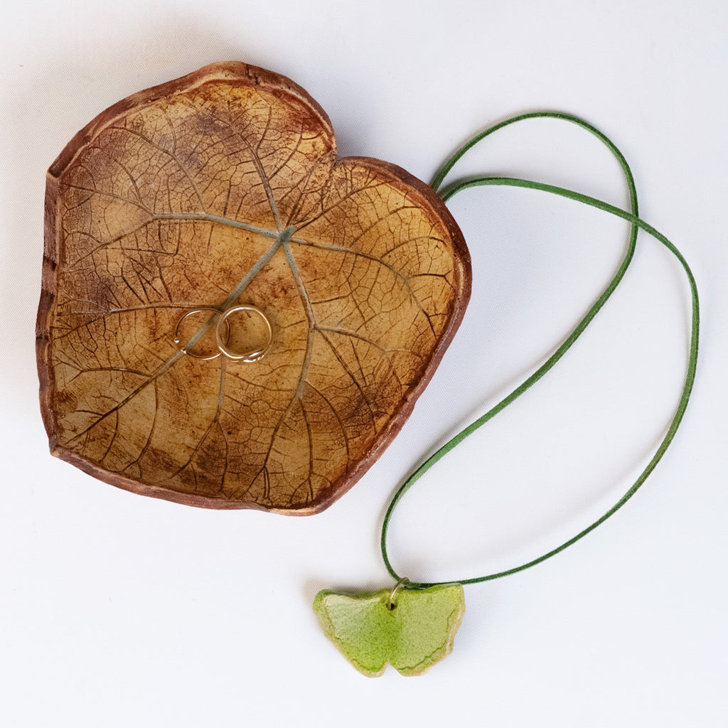 Elephant Ear Leaf Ceramic Bowl